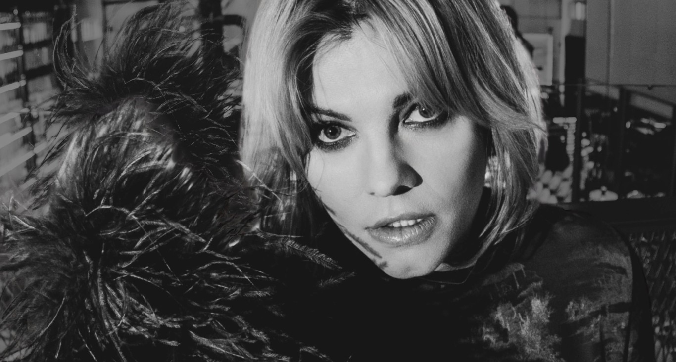 Ania Dąbrowska / Subtelnie