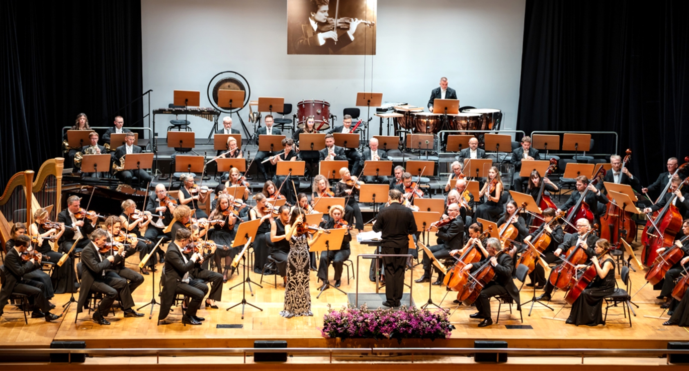Éva Kóbor / Inauguracja Festiwalu i 82. Sezonu artystycznego